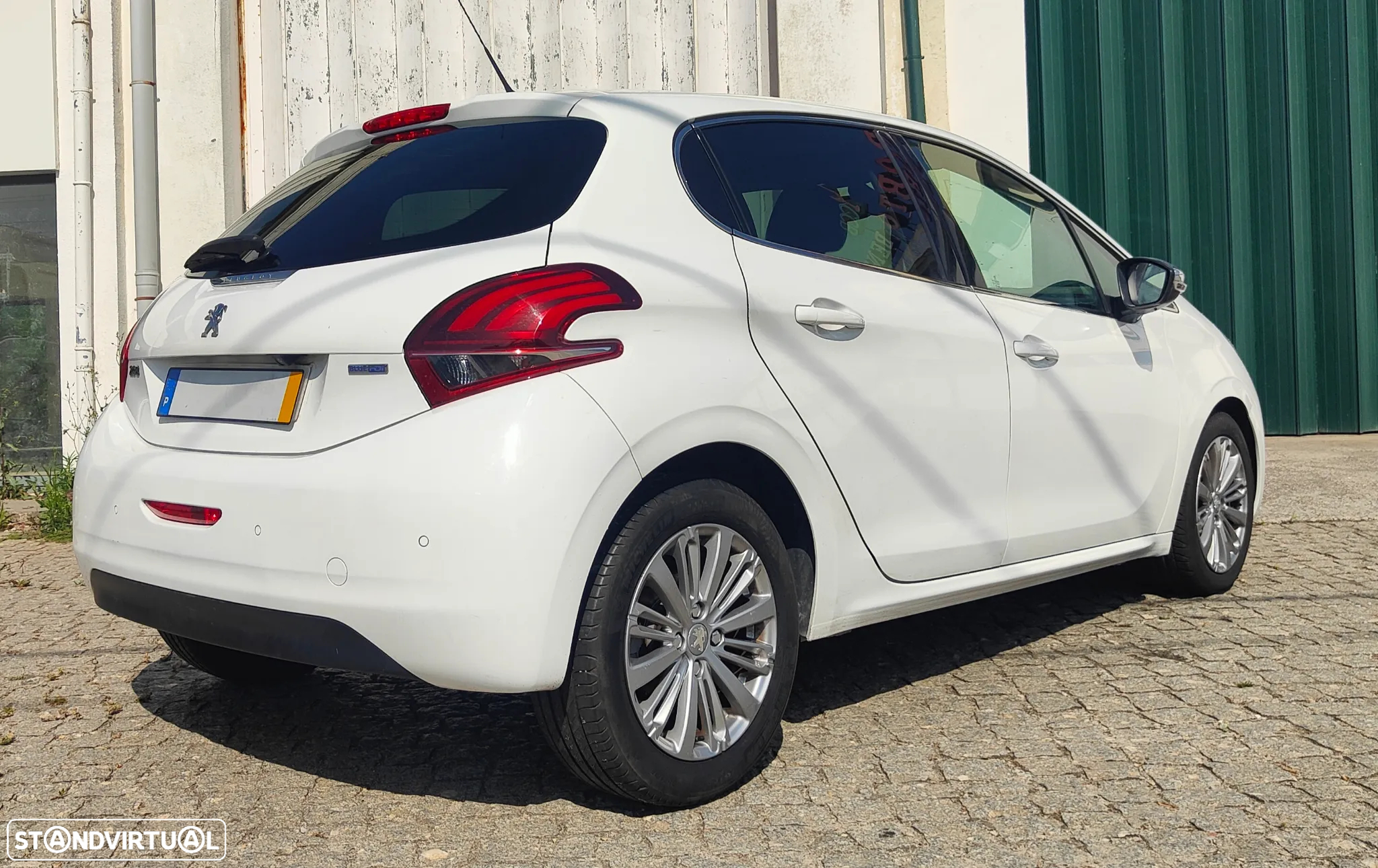 Peugeot 208 1.6 BlueHDi Allure - 7
