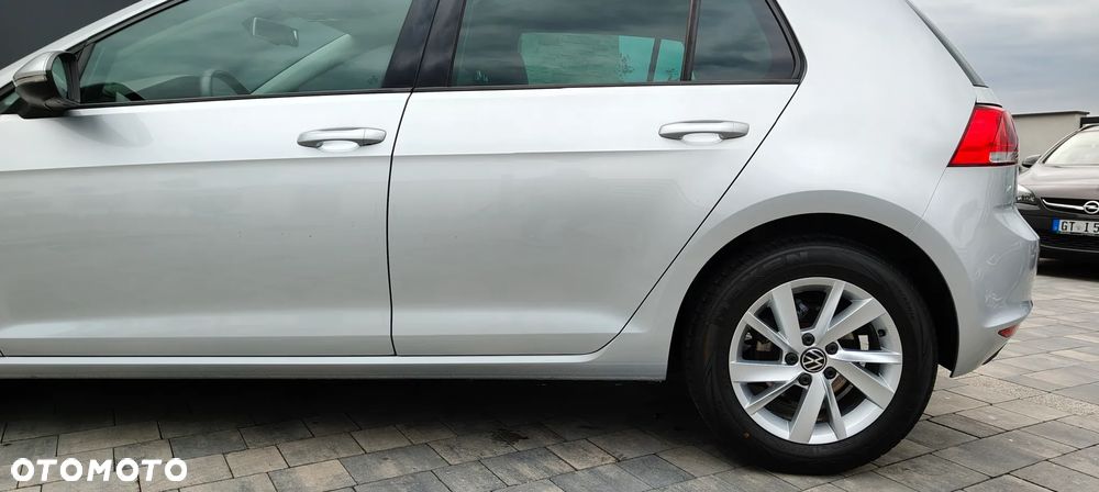 Volkswagen Golf 1.6 TDI BlueMotion Technology DSG Lounge - 12