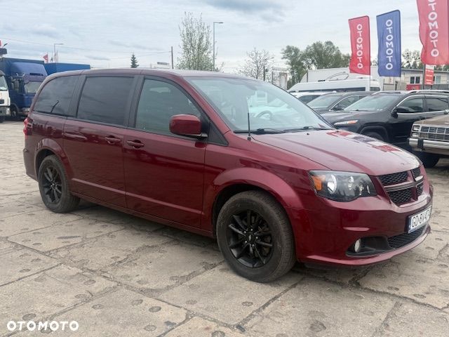 Dodge Grand Caravan 3.6 R/T - 8