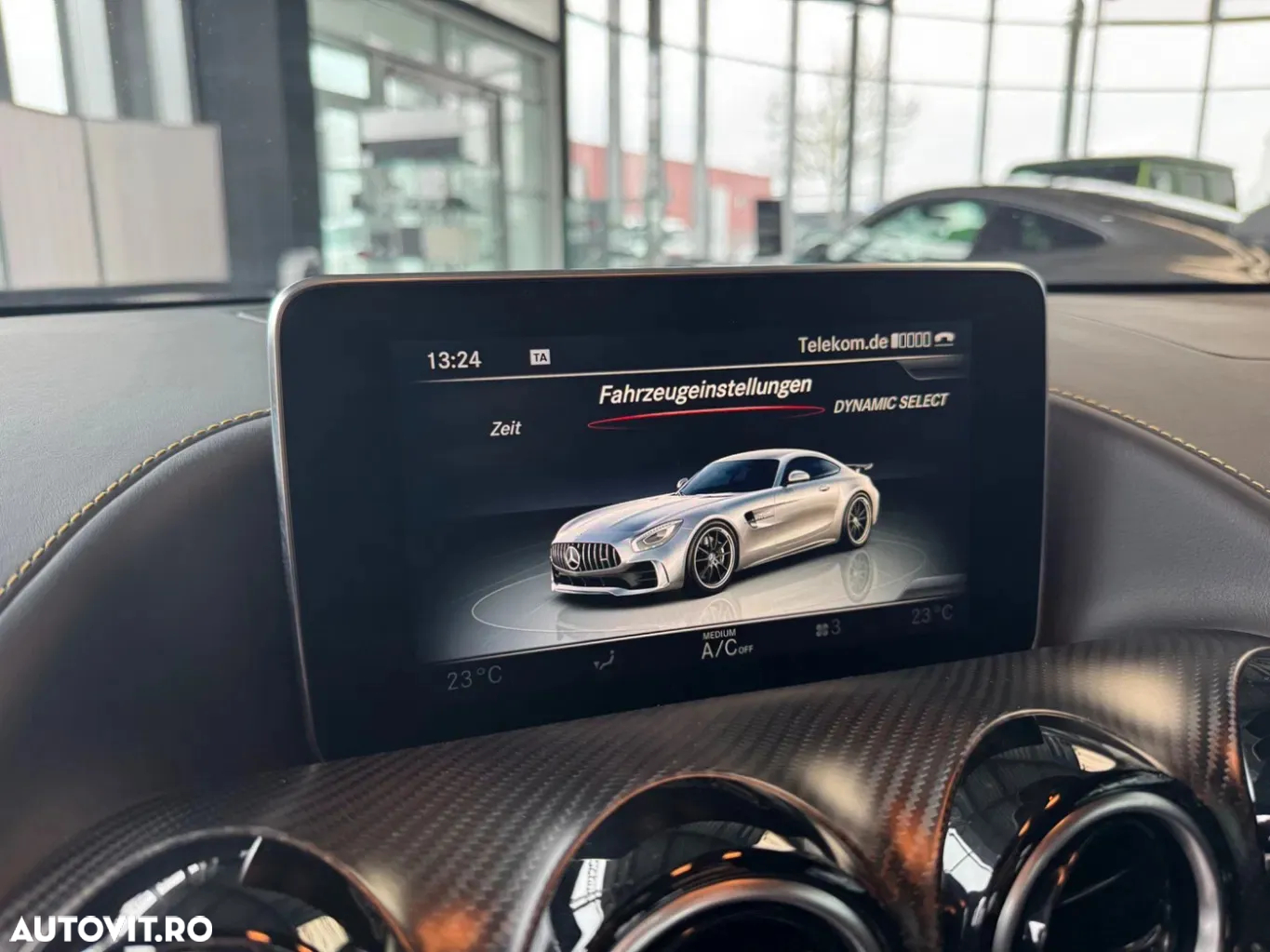 Mercedes-Benz AMG GT R Roadster - 14