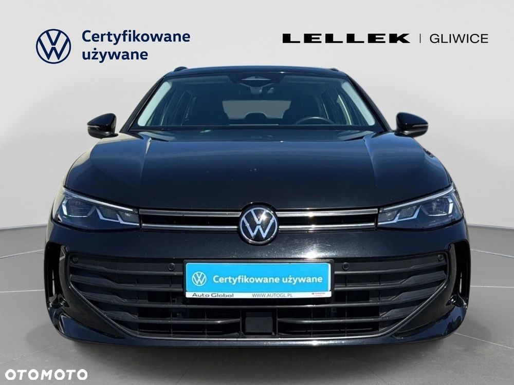 Volkswagen Passat - 3