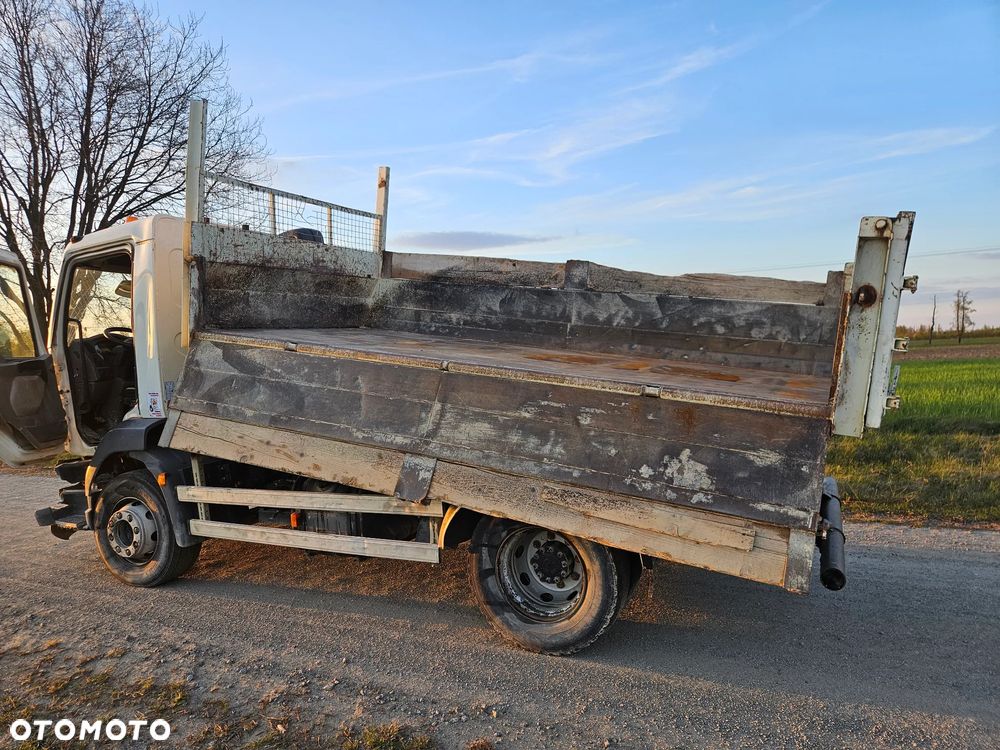 DAF LF 220 wywrotka kipper resor - 11