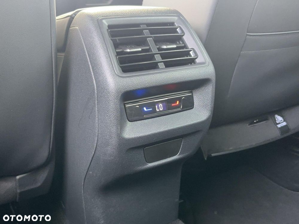 Volkswagen Tiguan 1.5 eTSI Life DSG - 16