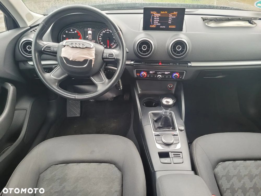 Audi A3 Sportback 1.4 TFSI CoD ultra Attraction - 25