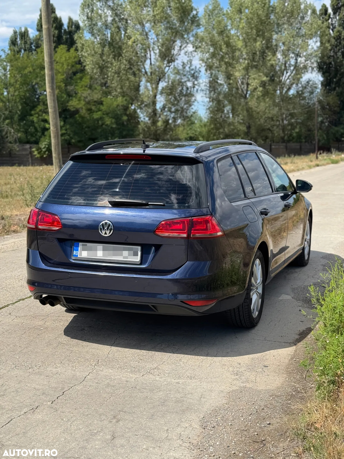 Volkswagen Golf 2.0 TDI DPF BMT Comfortline - 8