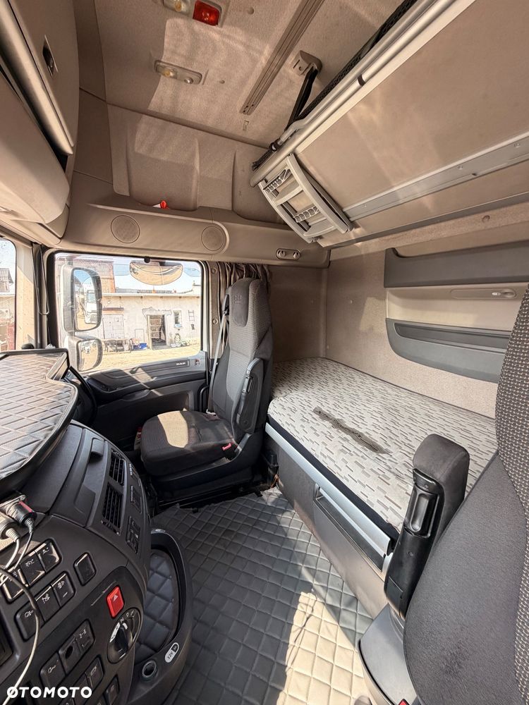 DAF XF460 - 8