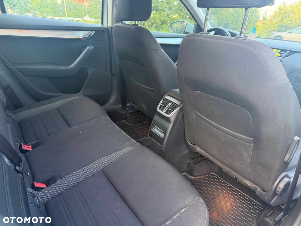 Skoda Octavia 1.6 TDI Ambition - 8