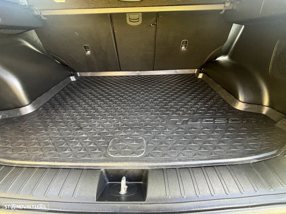 Hyundai Tucson 1.6 CRDi Vanguard+Teal DCT - 19