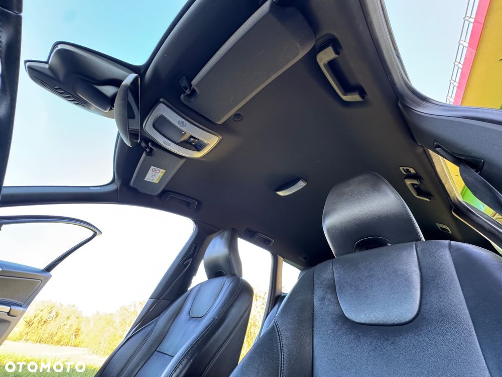 Volvo XC 60 - 22