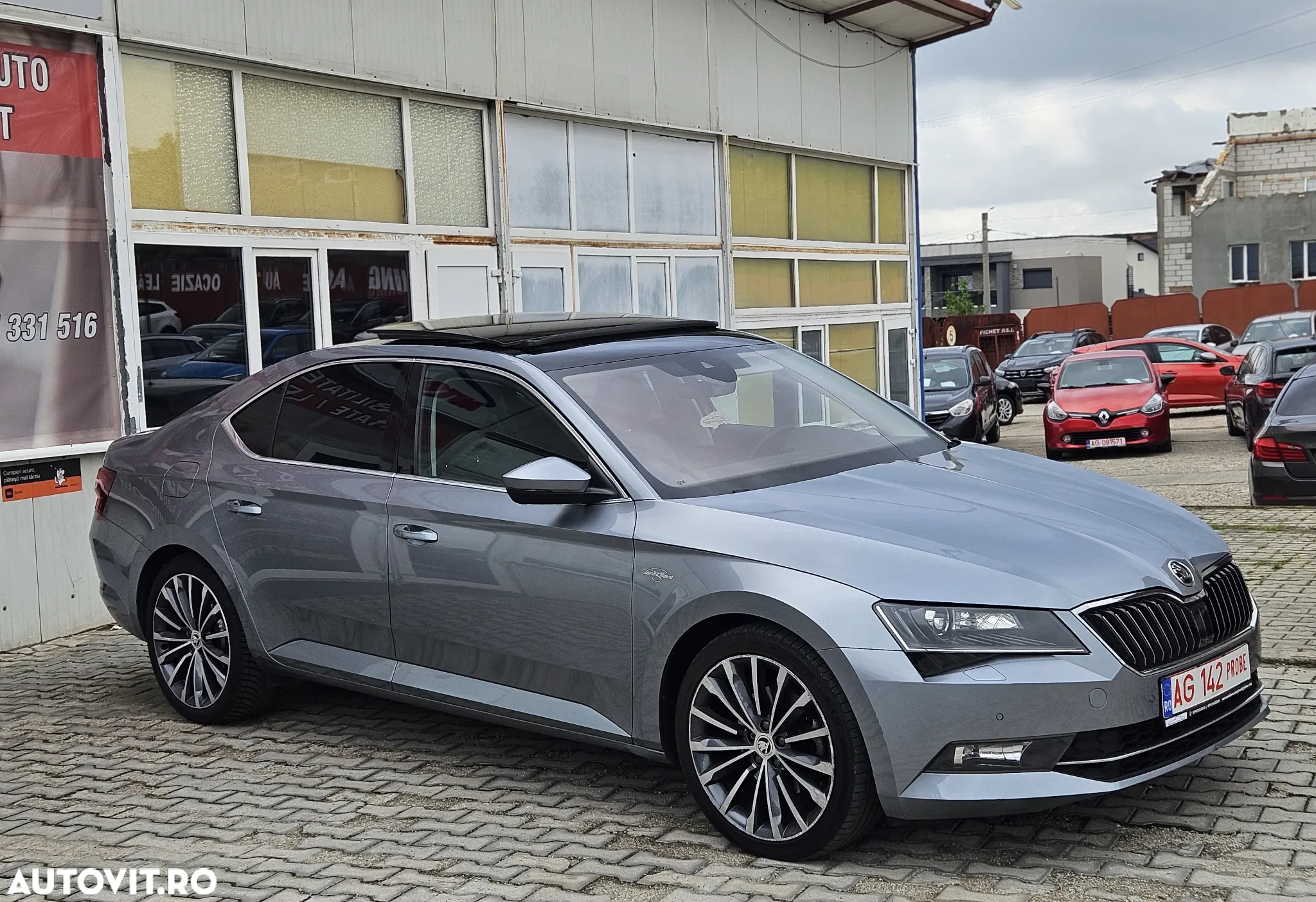 Skoda Superb 2.0 TDI 4X4 DSG Laurin & Klement - 4