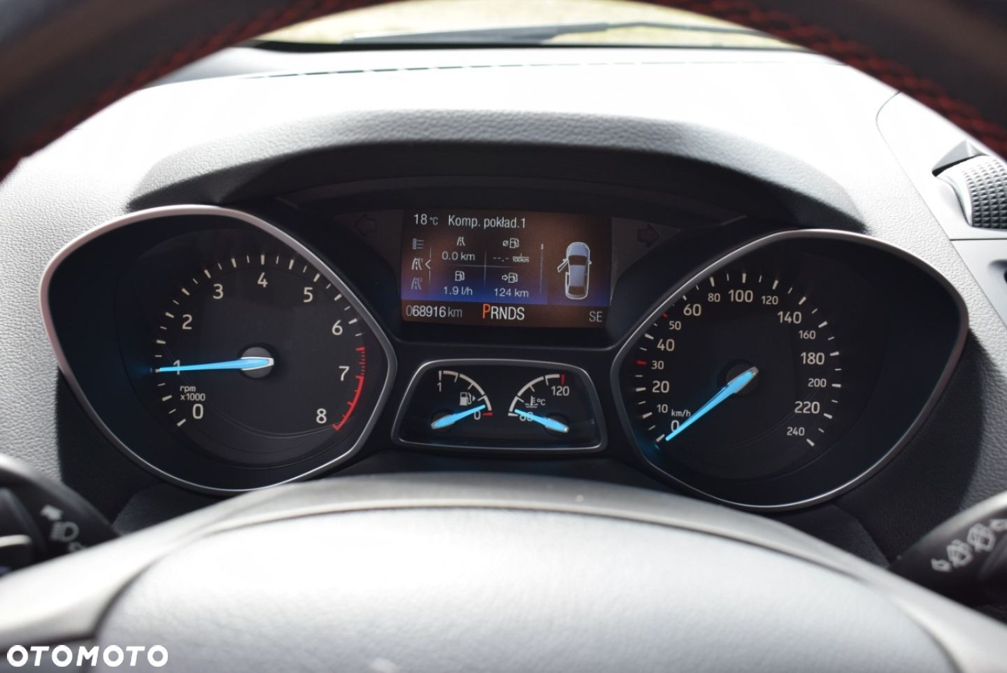 Ford Kuga - 31