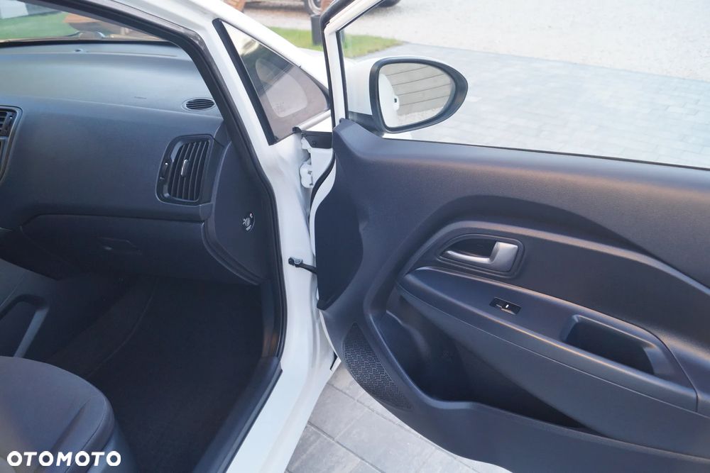 Kia Rio 1.2 Edition 7 - 24