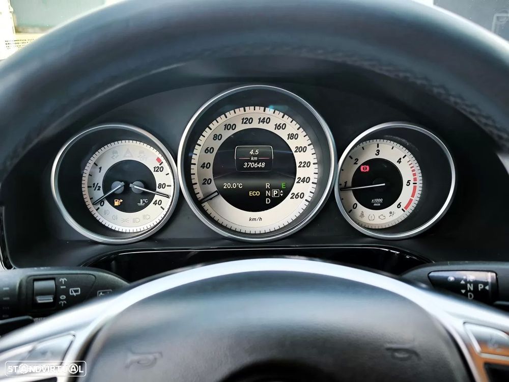 Mercedes-Benz E 250 CDi Avantgarde BE Auto. - 27