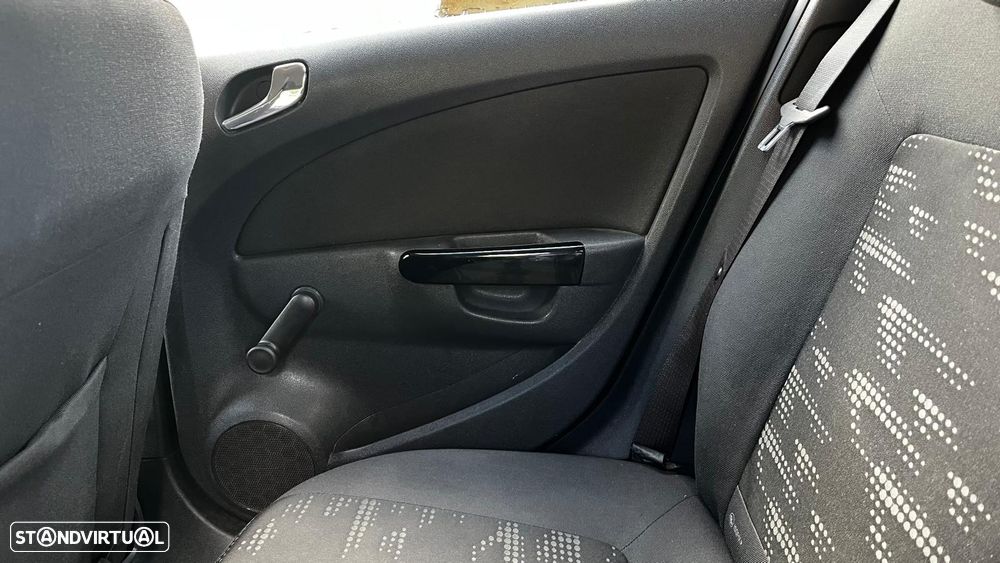 Opel Corsa - 8