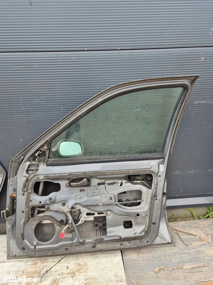 MASKA DRZWI BŁOTNIK PRZEDNIE DRZWI TYLNE Renault Safrane - 6