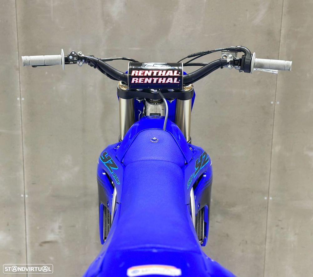 Yamaha YZ F - 10