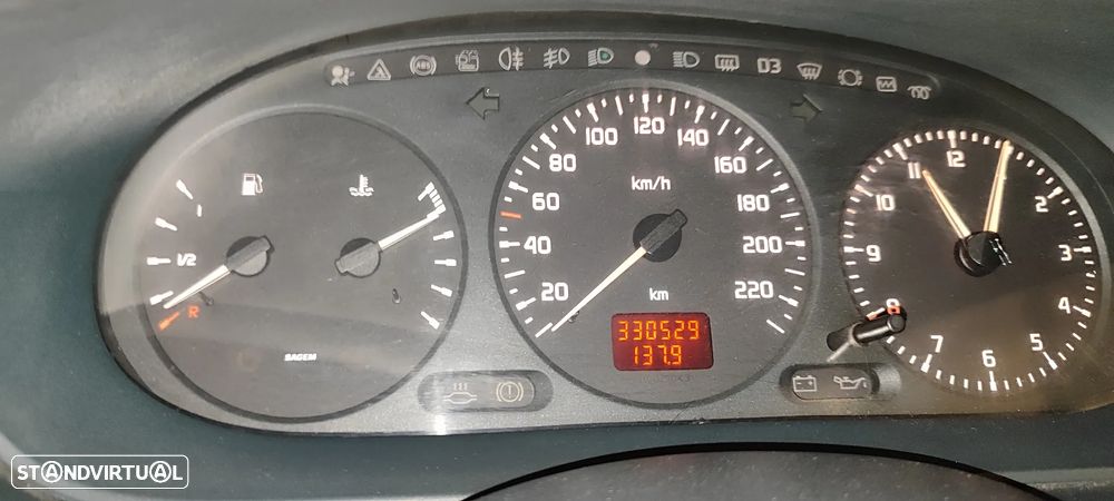 Renault Mégane 1.9 TD RT - 1