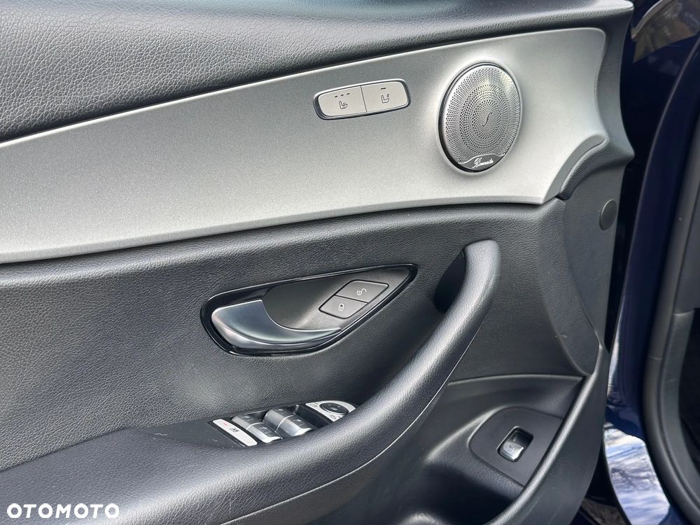 Mercedes-Benz Klasa E 200 d 9G-TRONIC - 18