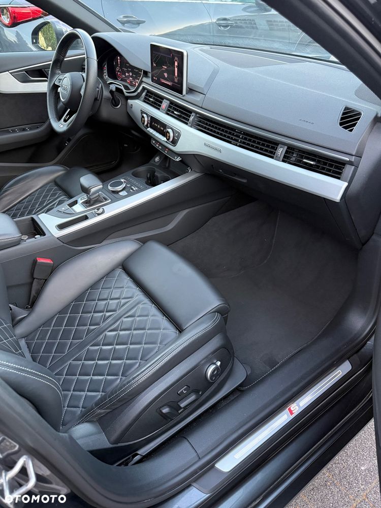 Audi A4 Avant 40 TDI Quattro S Line S tronic - 27