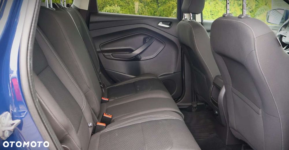 Ford Kuga - 17