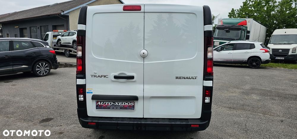 Renault TRAFIC 2.0 DCI 130 KM - 8