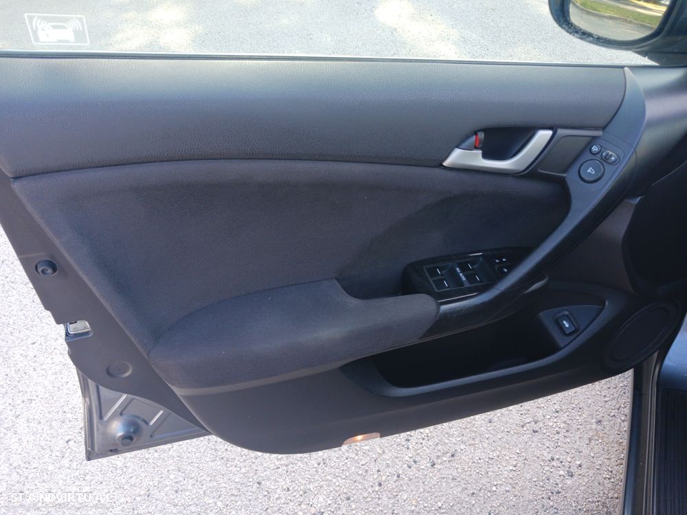 Honda Accord 2.2 i-DTEC Executive Advance - 25