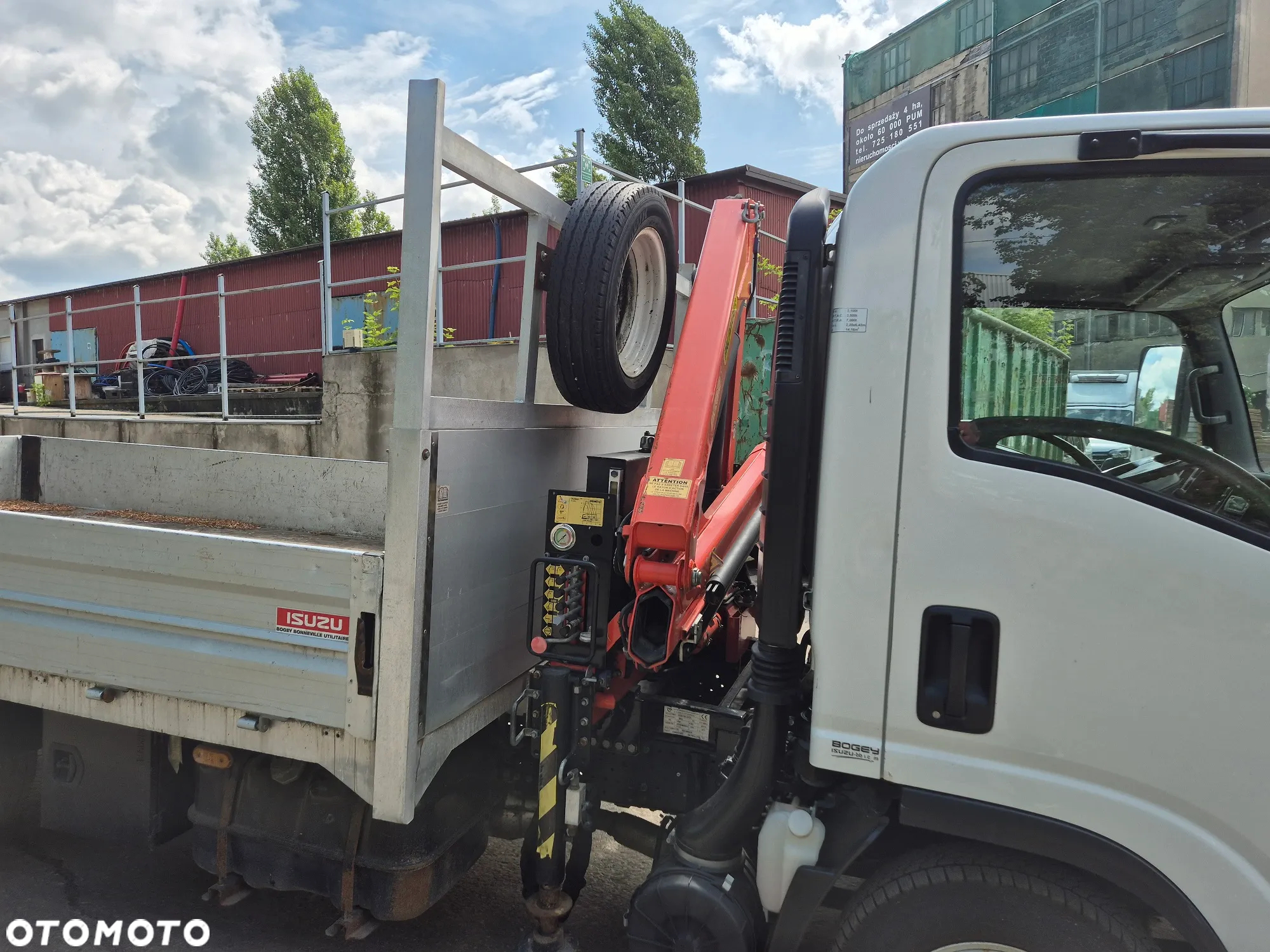 Isuzu N35 - 4