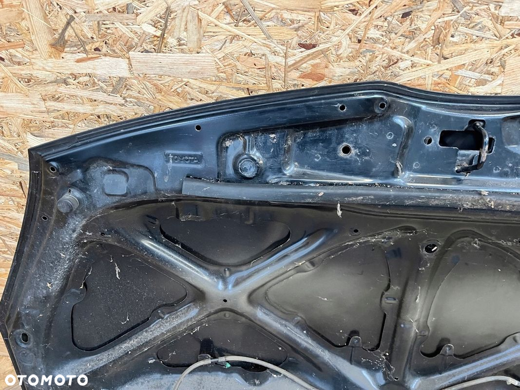 MASKA pokrywa silnika TOYOTA COROLLA VERSO II 2 - 8