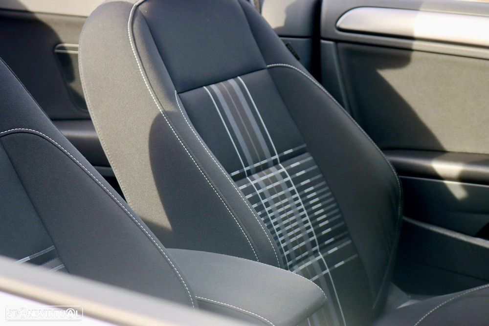 VW Golf Cabriolet 1.2 TSI - 13