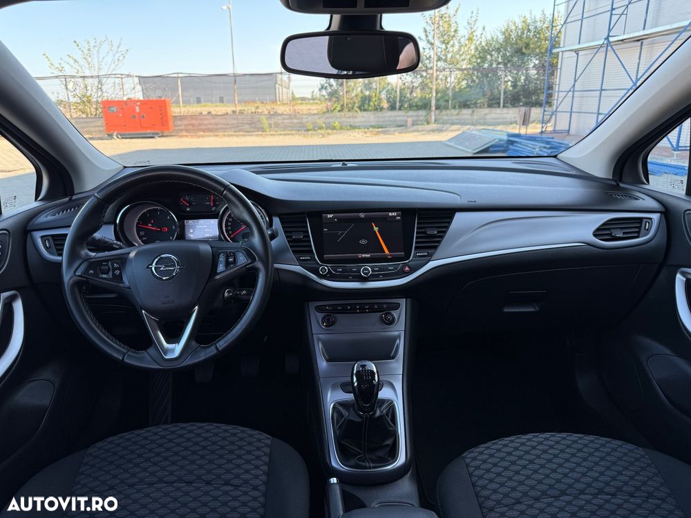 Opel Astra - 38