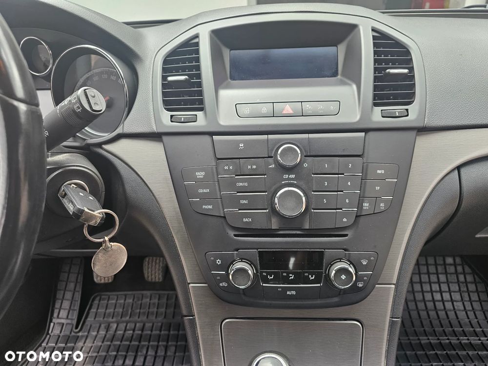 Opel Insignia 2.0 CDTI - 8
