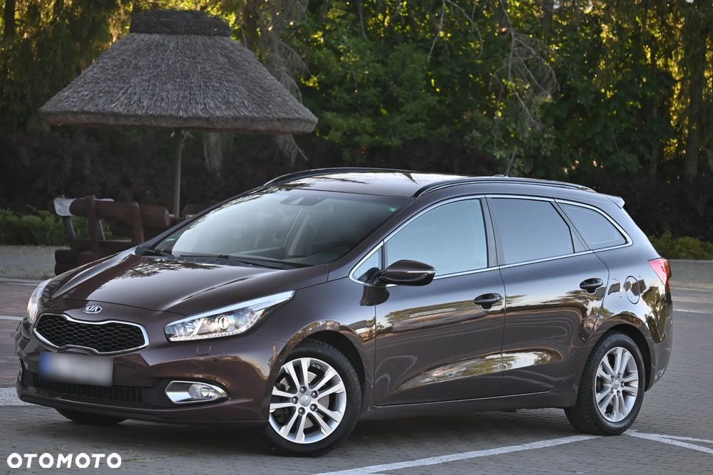 Kia Ceed 1.6 CRDi 128 Platinum Edition - 9