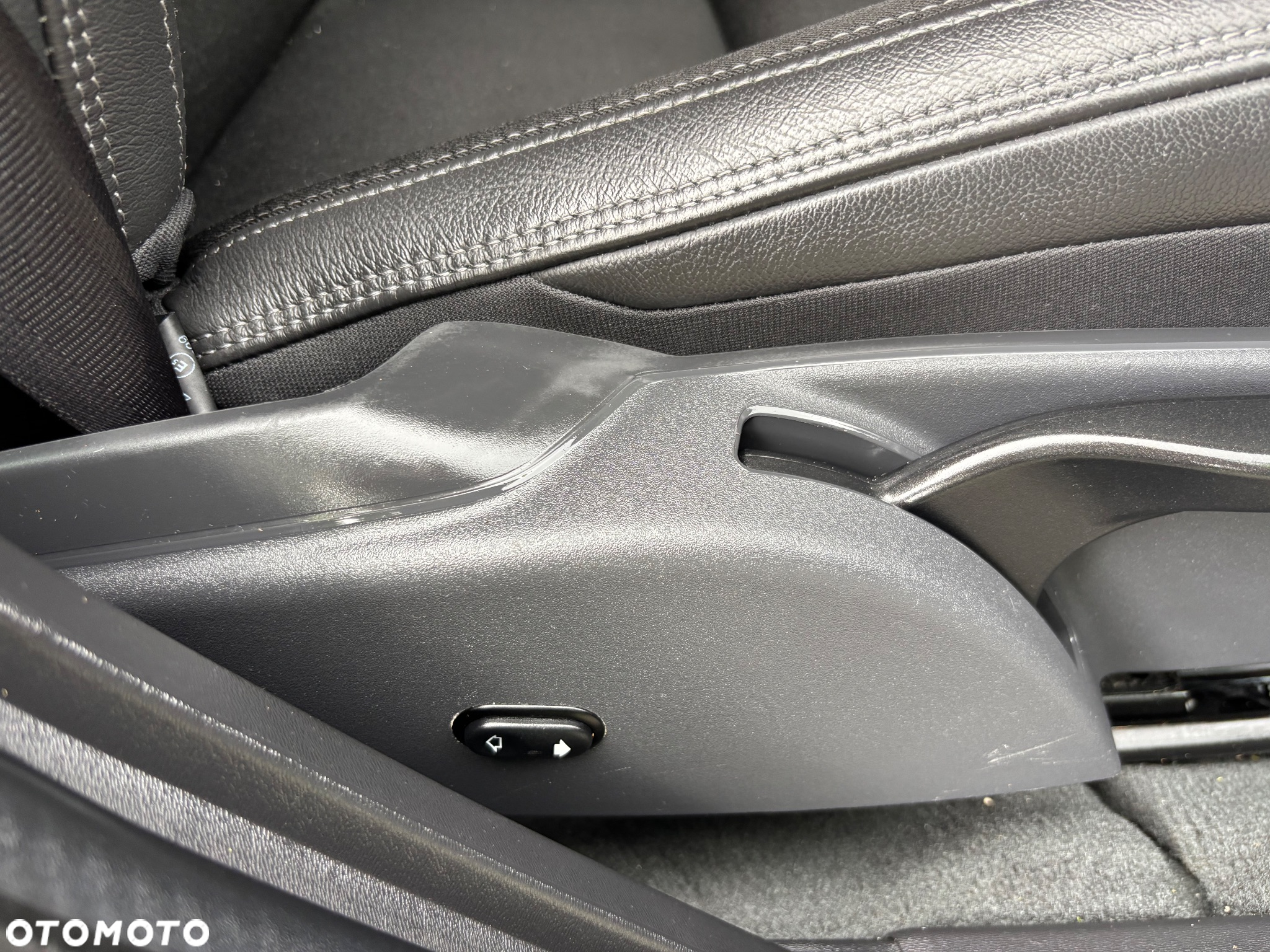 Volvo V60 T5 Drive-E Dynamic Edition (Momentum) - 15