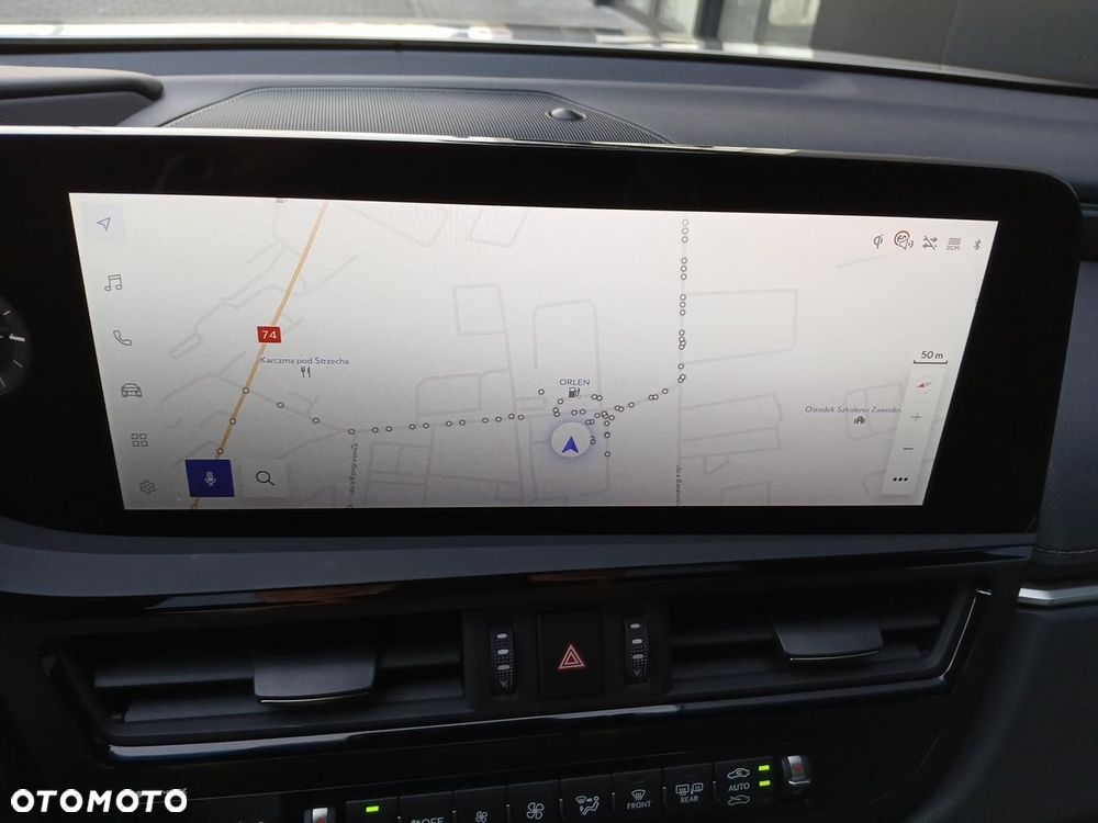 Lexus ES 300h Business Edition - 17