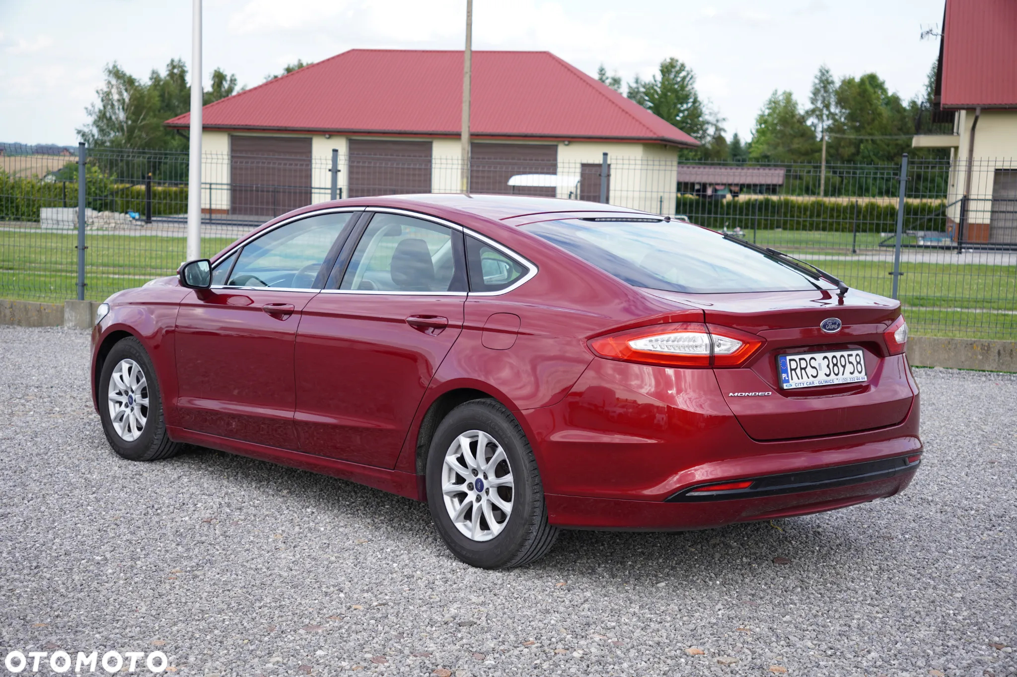 Ford Mondeo - 22