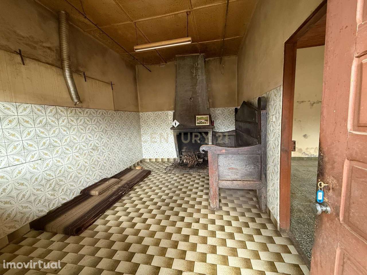 Casa para Recuperar com Jardim e Vista para a Montanha em Bragança - Grande imagem: 5/8