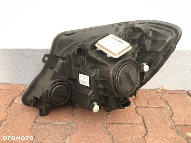 Lampa xenon Sprinter906 lift prawy - 4
