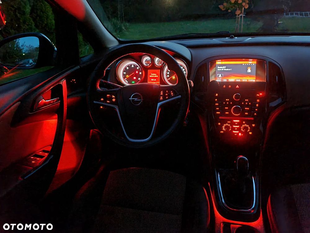 Opel Astra IV 2.0 CDTI Sport - 21