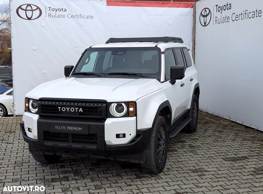 Toyota Land Cruiser 300