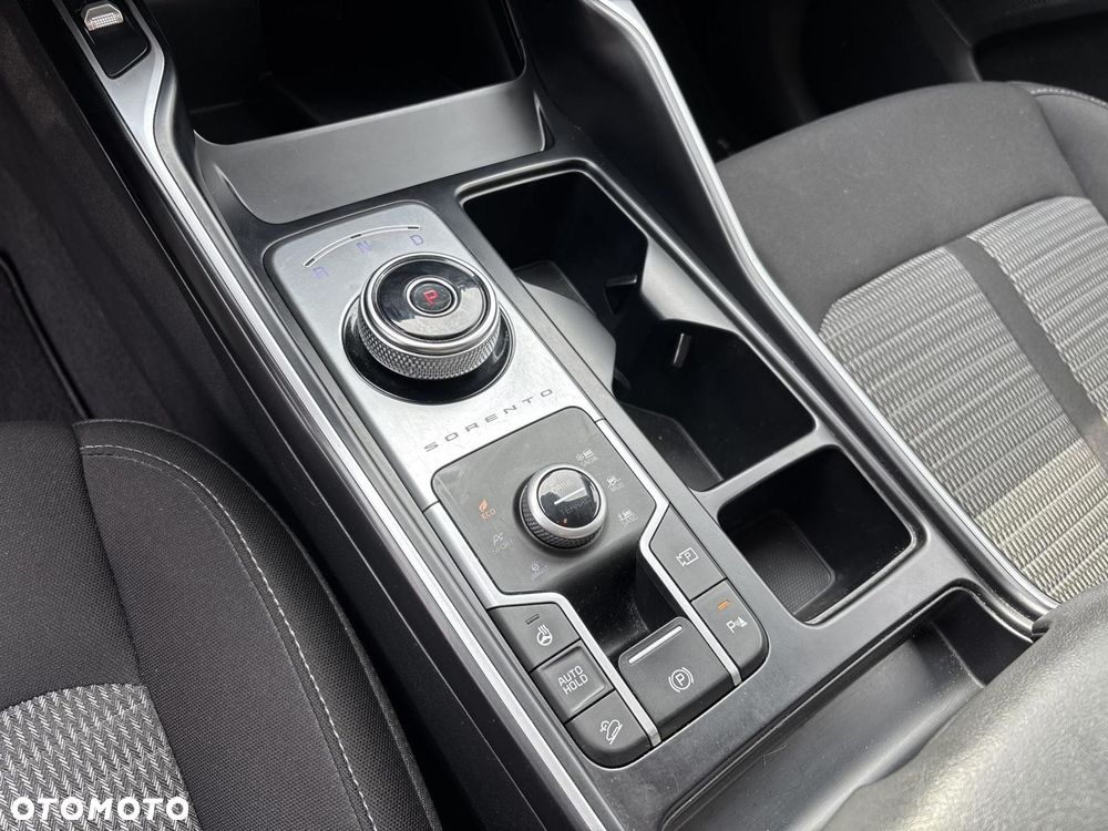 Kia Sorento 1.6 T-GDI HEV L 4WD 7os - 15