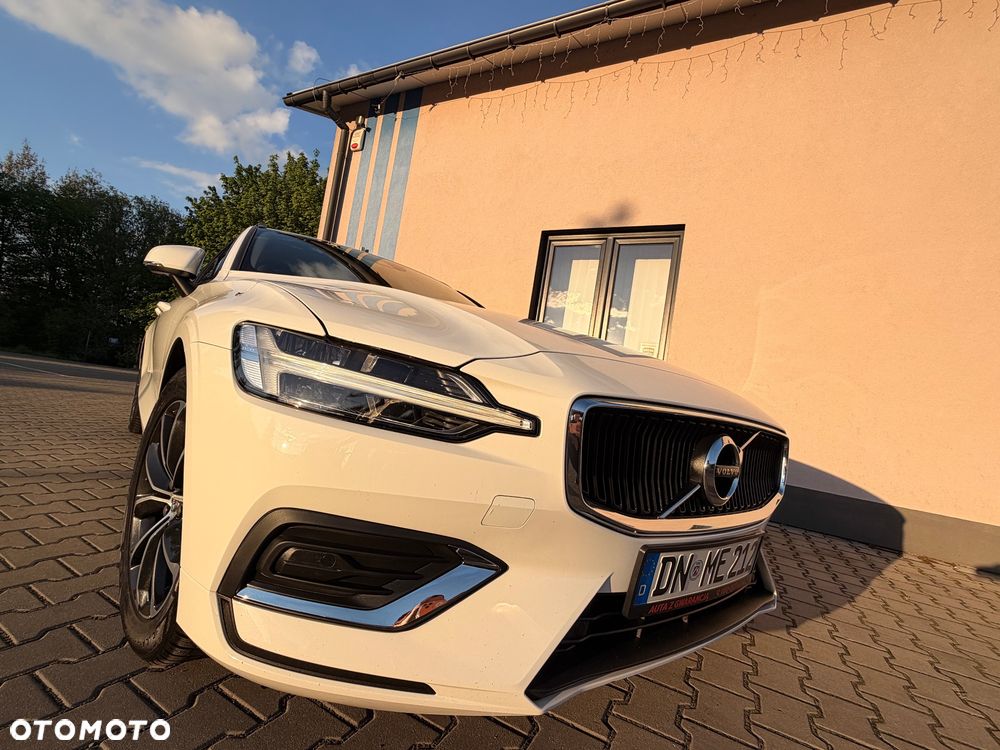 Volvo V60 T4 Geartronic Momentum Pro - 17