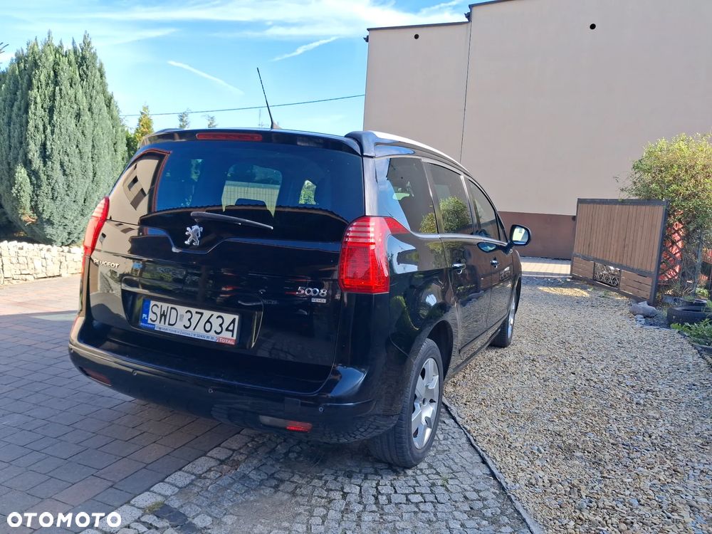 Peugeot 5008 - 2