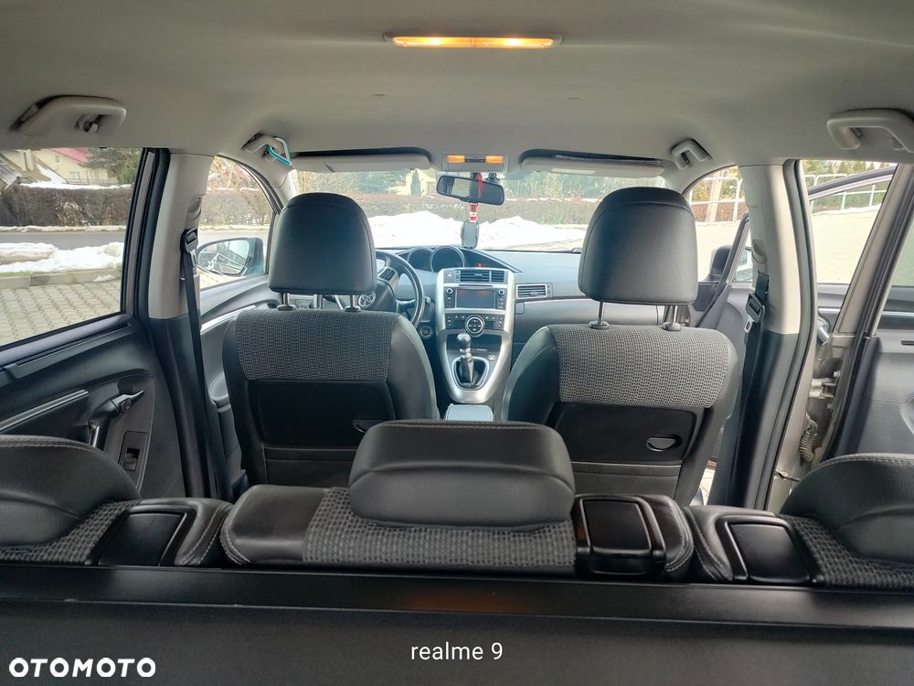 Toyota Verso 1.8 Premium 7os - 8