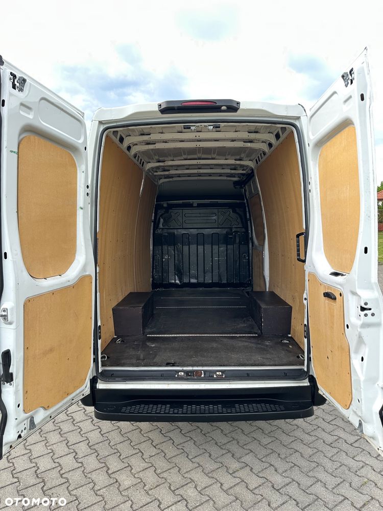Iveco DAILY - 9