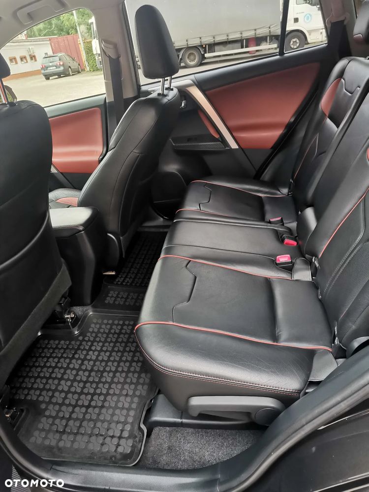 Toyota RAV4 2.0 D-4D Premium - 7