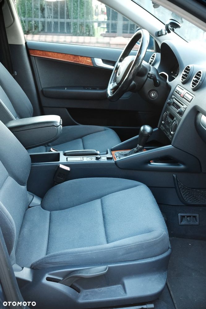 Audi A3 Sportback - 12