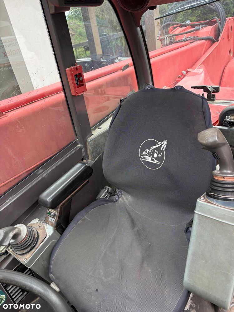Manitou MRT 2540 - 12