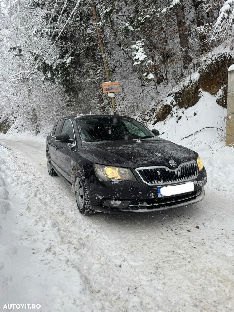 Skoda Superb 2.0 TDI Ambition - 11