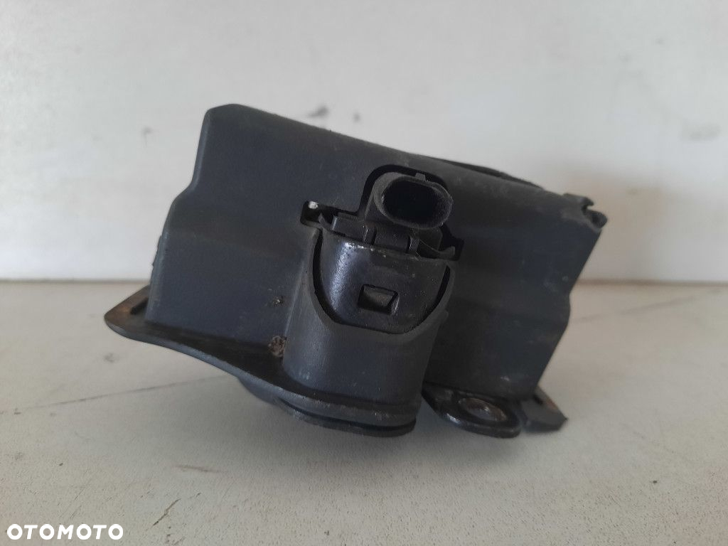 MERCEDES W203 00-04 KOMBI ZAMEK MASKI KLAPY SILNIKA A2038800060 359U - 3