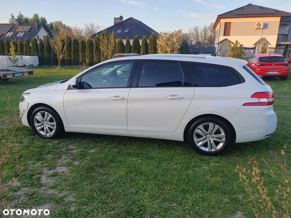 Peugeot 308 1.6 BlueHDi Allure S&S - 19
